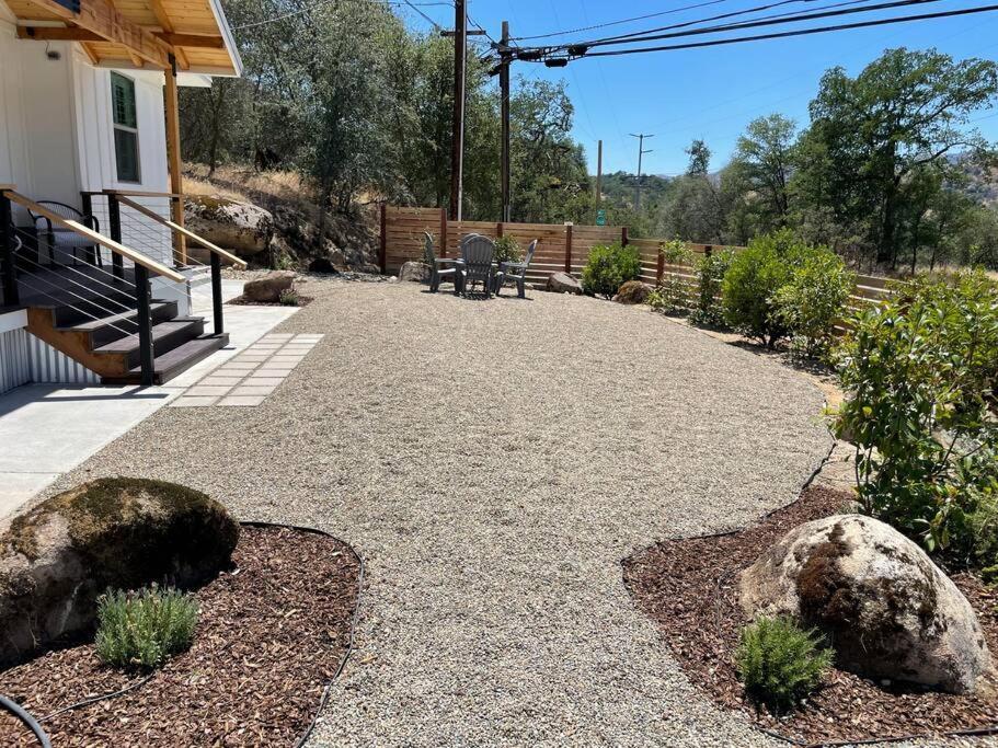 Soleil Luna 2 Miles From Sequoia Park Entrance スリー・リバーズ エクステリア 写真